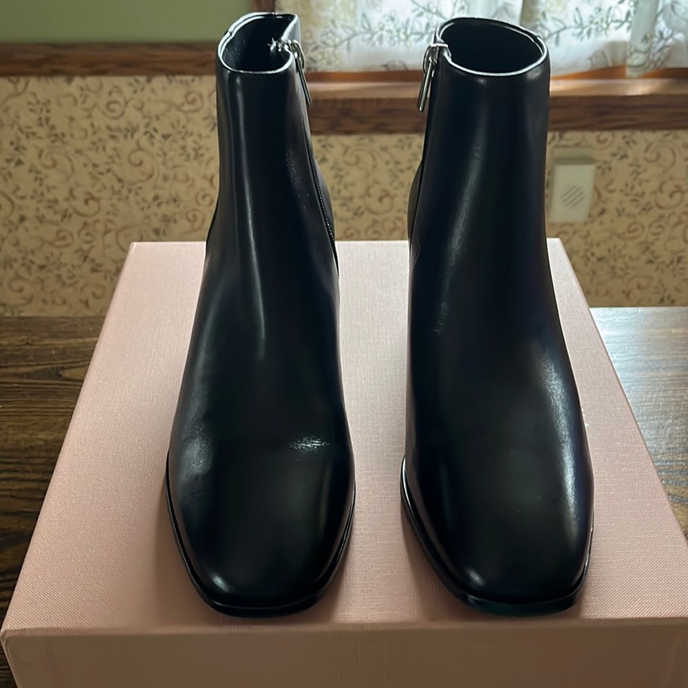 Via Spiga Boots